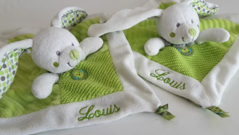 Broderie sur un doudou